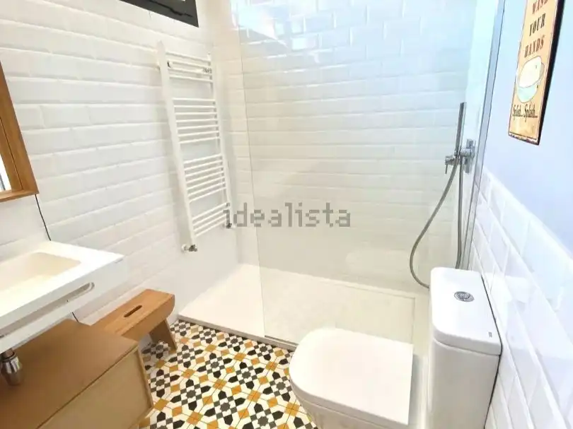 Wohnung zum Verkauf in Calle Tramontana, 28, Prado de Somoaguas Badezimmer von Wohnung zum Verkauf in Pozuelo de Alarcón mit Klimaanlage, Heizung und Parkett
