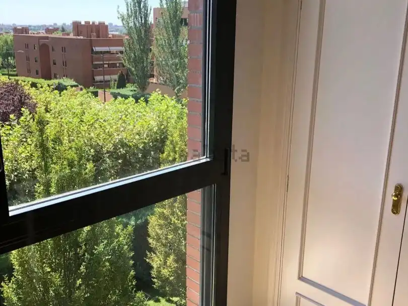 Wohnung zum Verkauf in Calle Tramontana, 28, Prado de Somoaguas Außenansicht von Wohnung zum Verkauf in Pozuelo de Alarcón mit Klimaanlage, Heizung und Parkett