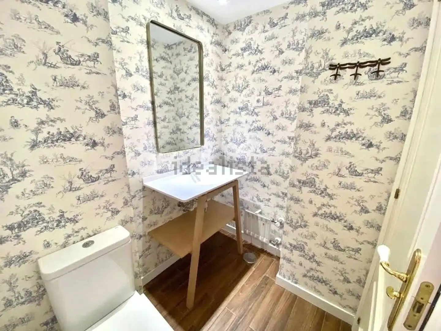 Wohnung zum Verkauf in Calle Tramontana, 28, Prado de Somoaguas Badezimmer von Wohnung zum Verkauf in Pozuelo de Alarcón mit Klimaanlage, Heizung und Parkett