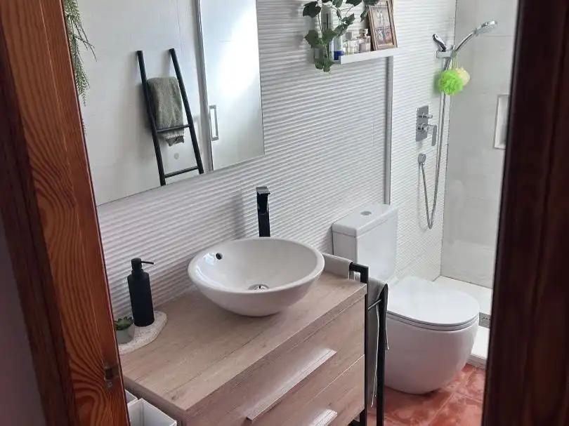 Bathroom of Flat for sale in Elche / Elx  with Air Conditioner, Heating and Private garden