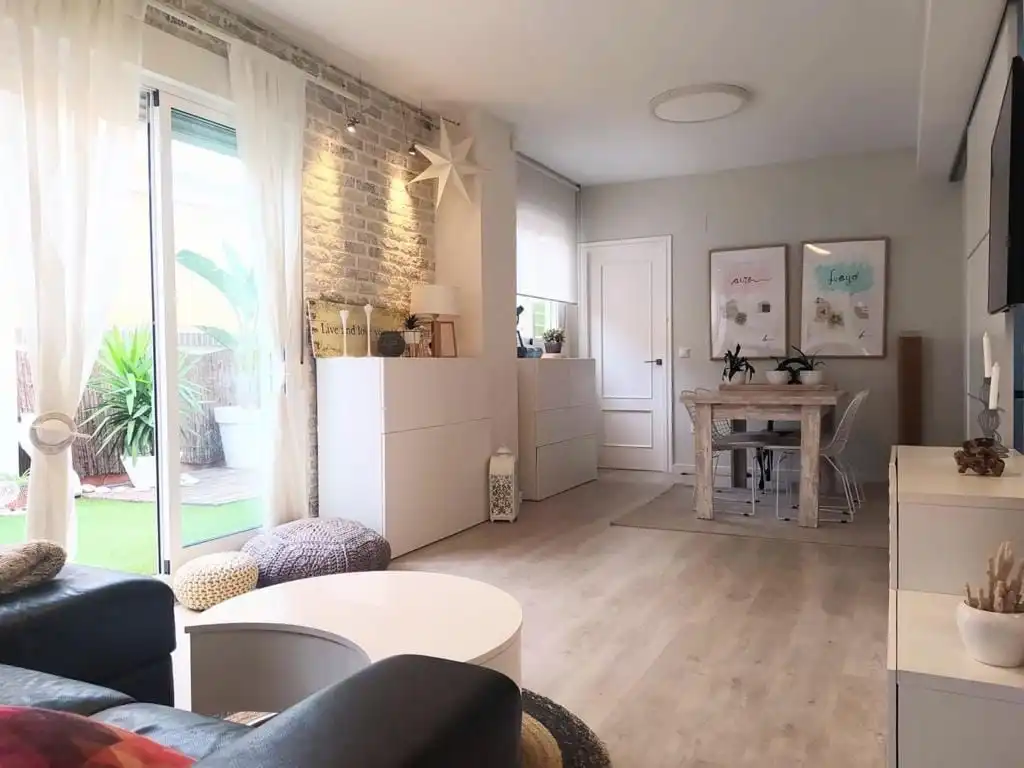 Wohnzimmer von Dachboden zur Miete in San Vicente del Raspeig / Sant Vicent del Raspeig mit Klimaanlage, Privatgarten und Parkett