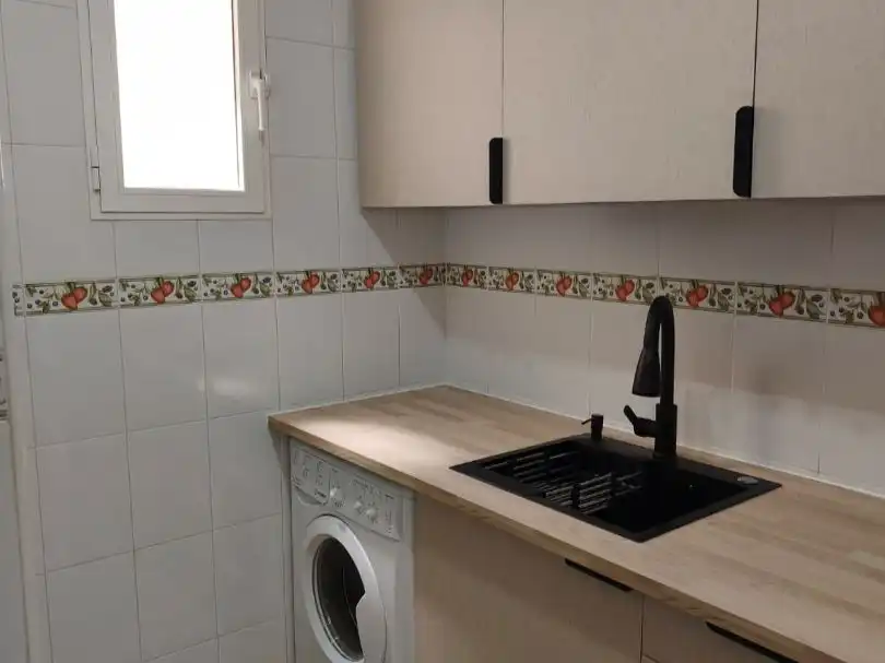 Piso en venta en Calle la Loma, 34, Antonio Machado Cocina de Piso en venta en Torrevieja con Aire acondicionado, Piscina y Balcón