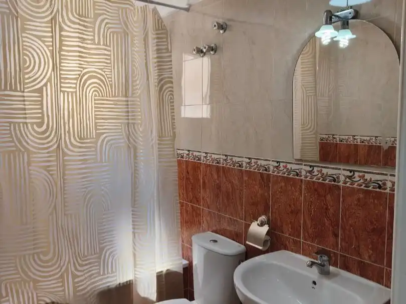 Piso en venta en Calle la Loma, 34, Antonio Machado Baño de Piso en venta en Torrevieja con Aire acondicionado, Piscina y Balcón