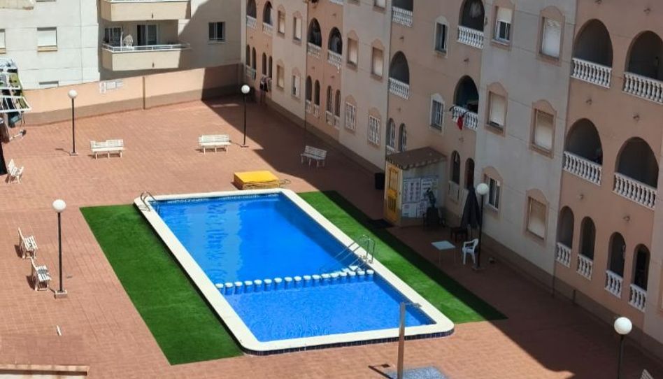 Piso en venta en Calle la Loma, 34, Antonio Machado, Torrevieja - imagen 1 Foto 1 de Piso en venta en Calle la Loma, 34, Antonio Machado, Torrevieja