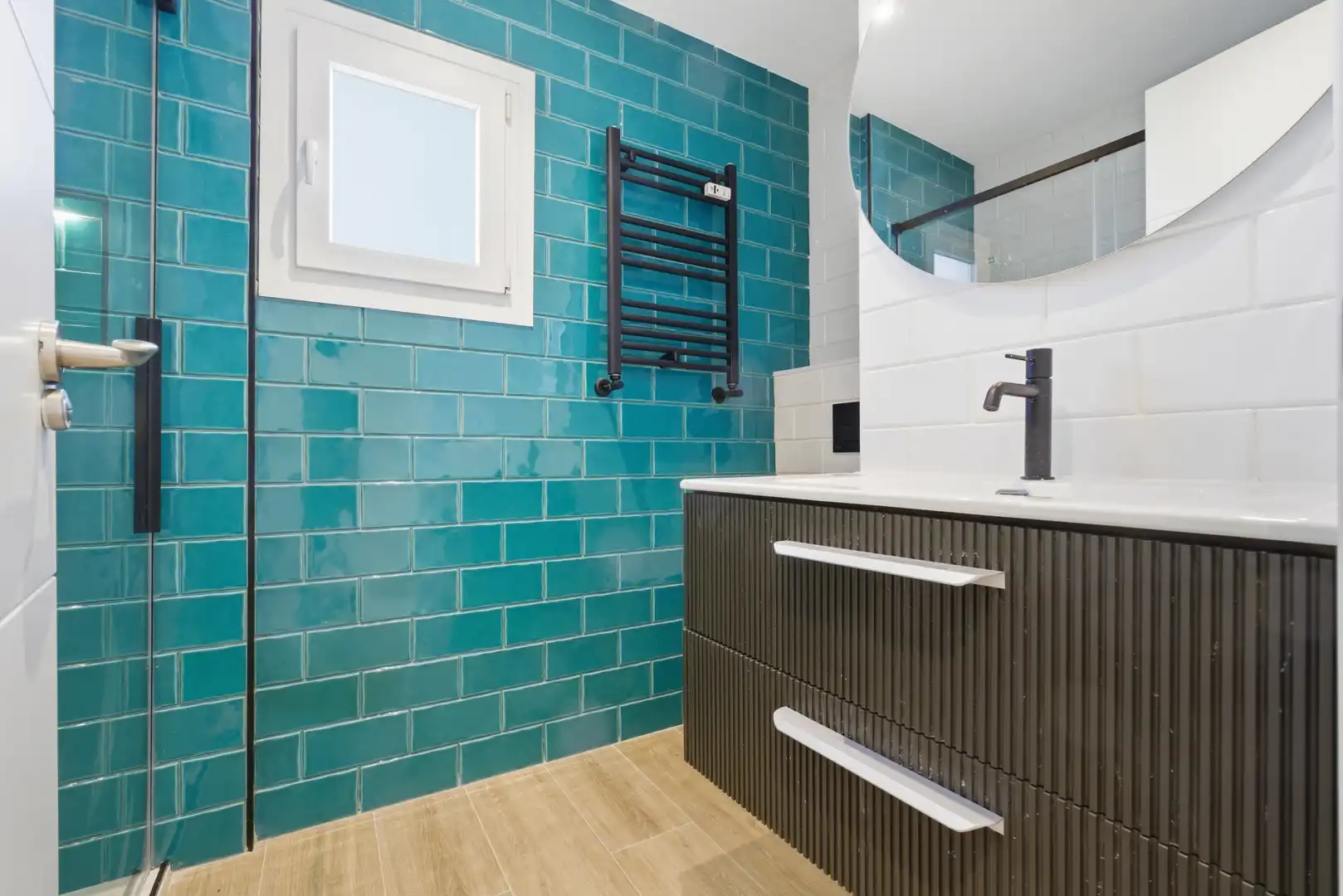 Baño de Ático en venta en  Madrid Capital con Aire acondicionado, Terraza y Balcón