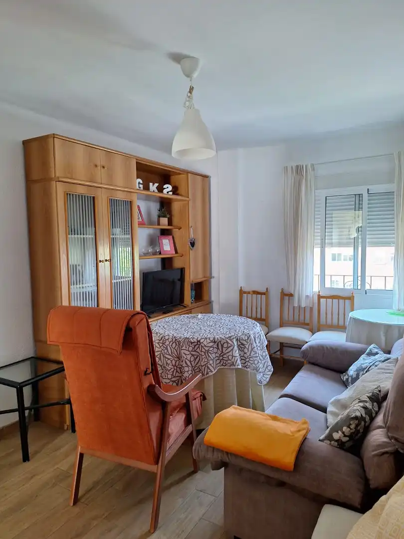 Room in Calle Arturo Gazul, 13, Ciudad Jardín Room in Calle Arturo Gazul, 13, Ciudad Jardín