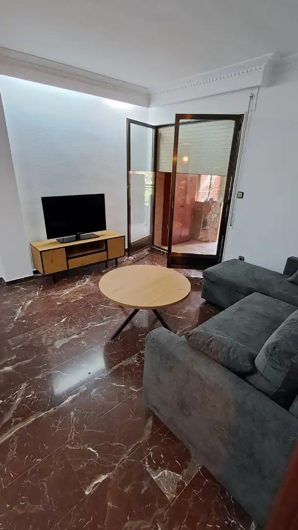 Piso de alquiler en Plaza Andalucía, 3, Santiago Sala de estar de Piso de alquiler en Huesca con Calefacción, Terraza y Amueblado