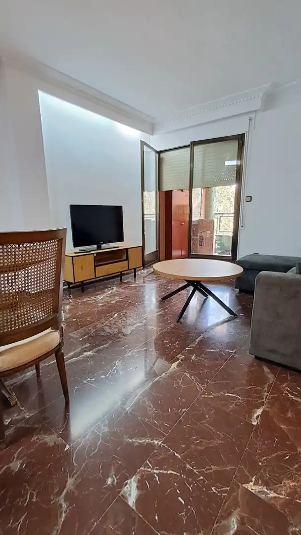 Piso de alquiler en Plaza Andalucía, 3, Santiago Sala de estar de Piso de alquiler en Huesca con Calefacción, Terraza y Amueblado
