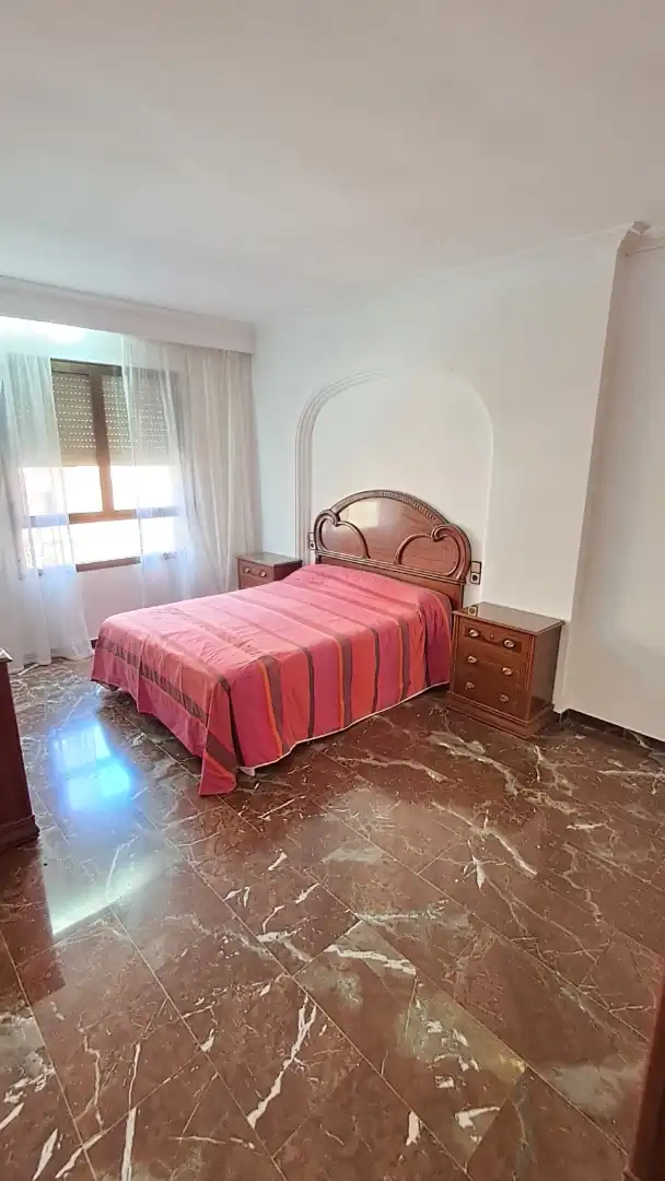Piso de alquiler en Plaza Andalucía, 3, Santiago Habitación de Piso de alquiler en Huesca con Calefacción, Terraza y Amueblado