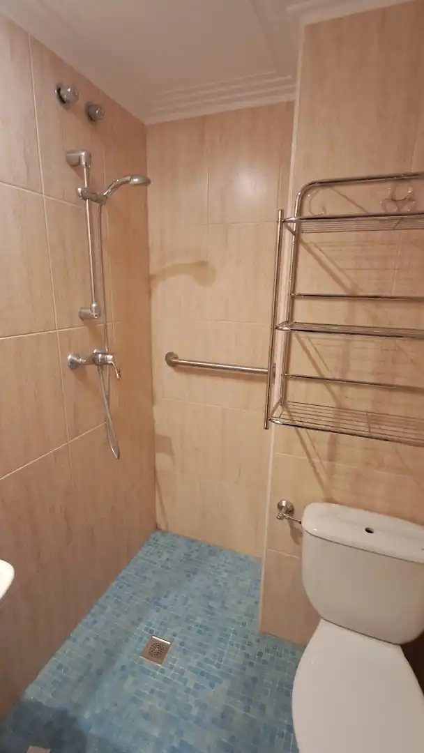 Piso de alquiler en Plaza Andalucía, 3, Santiago Baño de Piso de alquiler en Huesca con Calefacción, Terraza y Amueblado