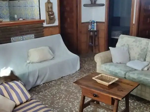 Casa o chalet de alquiler en Calle de la Encina, 1, Santa Maria de Trassierra Sala de estar de Casa o chalet de alquiler en Córdoba con Aire acondicionado, Calefacción y Jardín privado