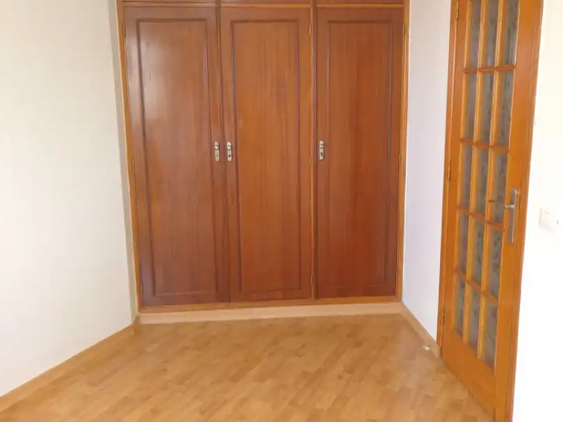Pis de lloguer a Calle Tome Cano, 2, La Salle - Cuatro Torres