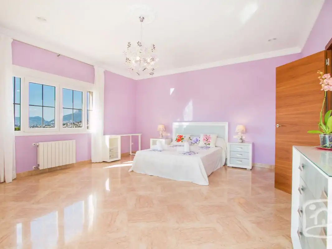 Casa o chalet de alquiler en Urbanización Gran Sol, Carrió - La Merced - Los Pinos Habitación de Casa o chalet de alquiler en Calpe / Calp con Aire acondicionado, Calefacción y Jardín privado