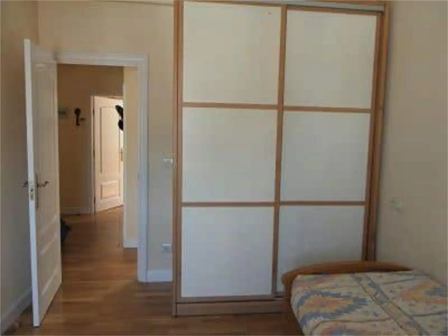 Habitación de Piso de alquiler en Bilbao  con Calefacción y Amueblado