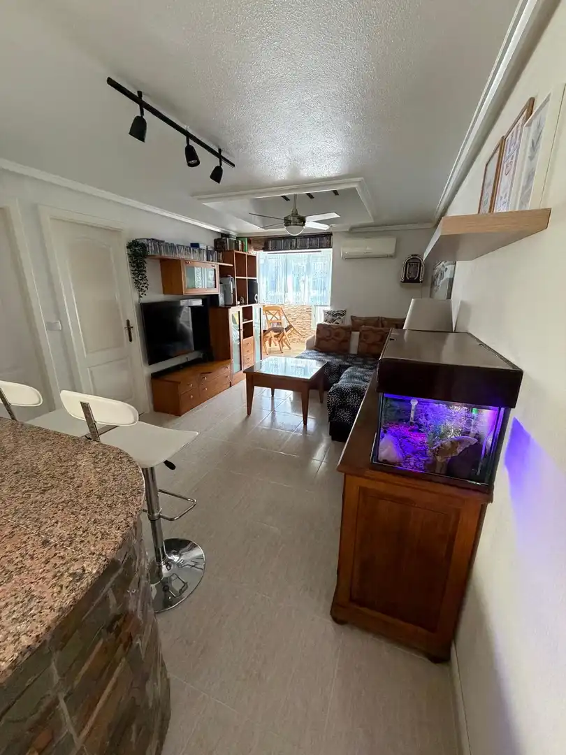 Ático en venta en Calle Pola de Siero, 15b, Playa de los Locos Sala de estar de Ático en venta en Torrevieja con Aire acondicionado y Terraza