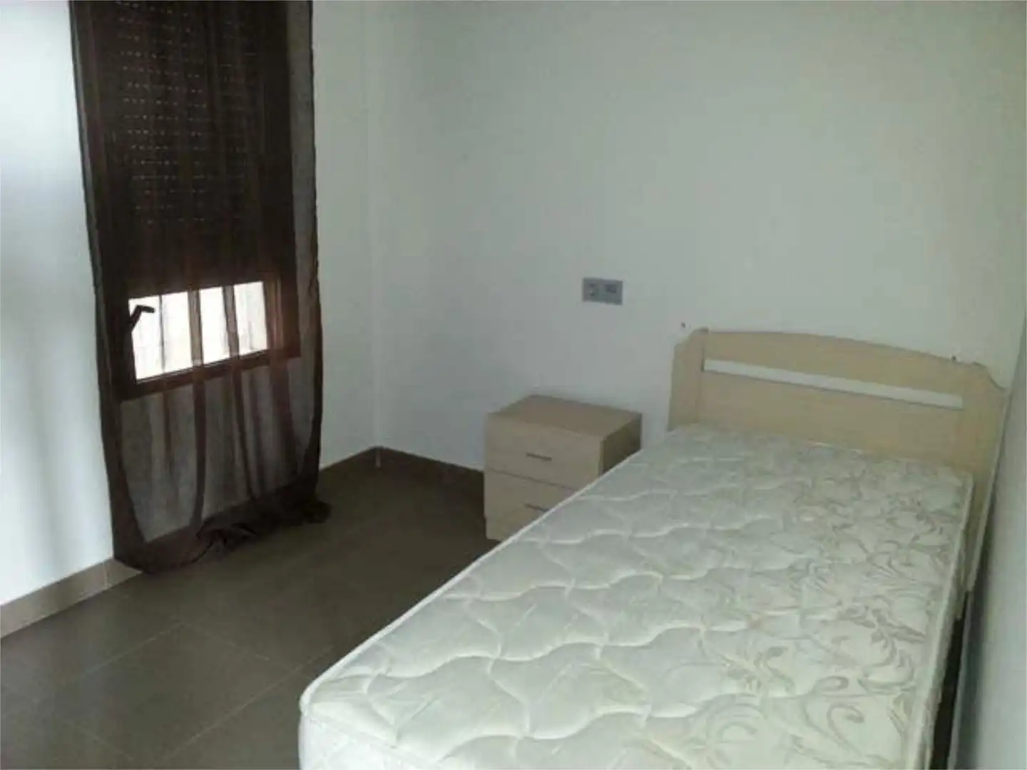 Piso de alquiler en La Nucia Pueblo Habitación de Piso de alquiler en La Nucia con Terraza