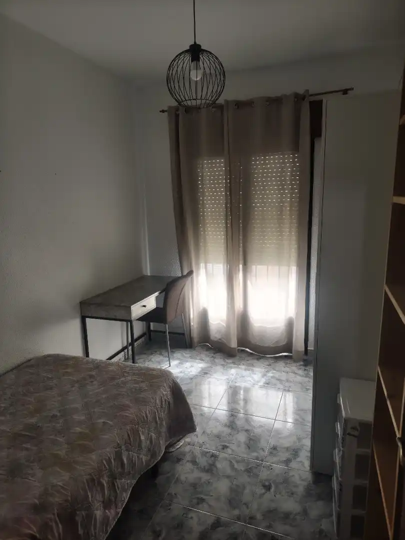 Casa adosada de alquiler en Calleja de los Cabreros, 13, Trujillo Habitación de Casa adosada de alquiler en Trujillo con Aire acondicionado, Calefacción y Trastero