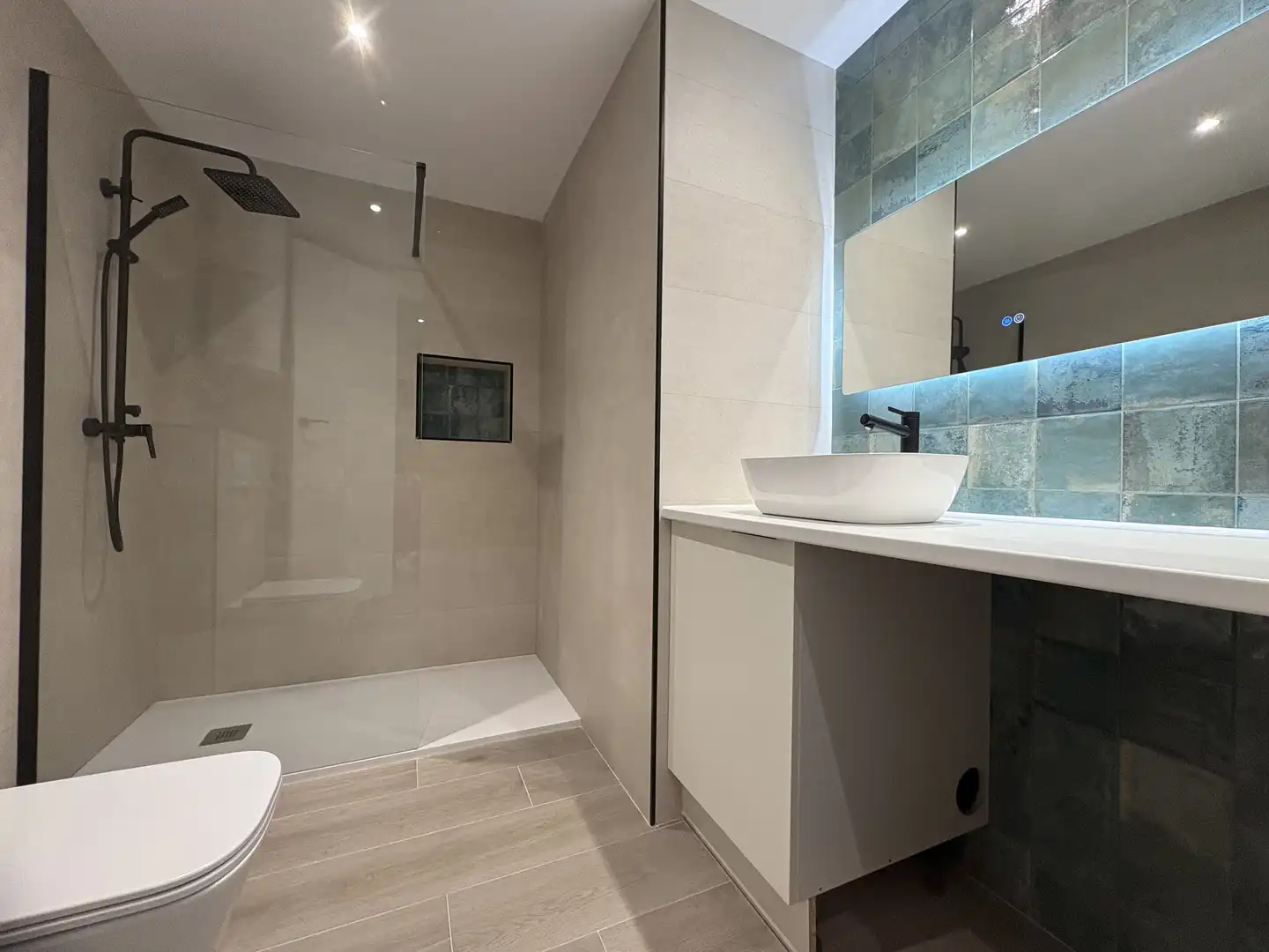 Piso en venta en Carrer de Roma, 4, Sa Torre Baño de Piso en venta en Llucmajor con Aire acondicionado, Terraza y Piscina