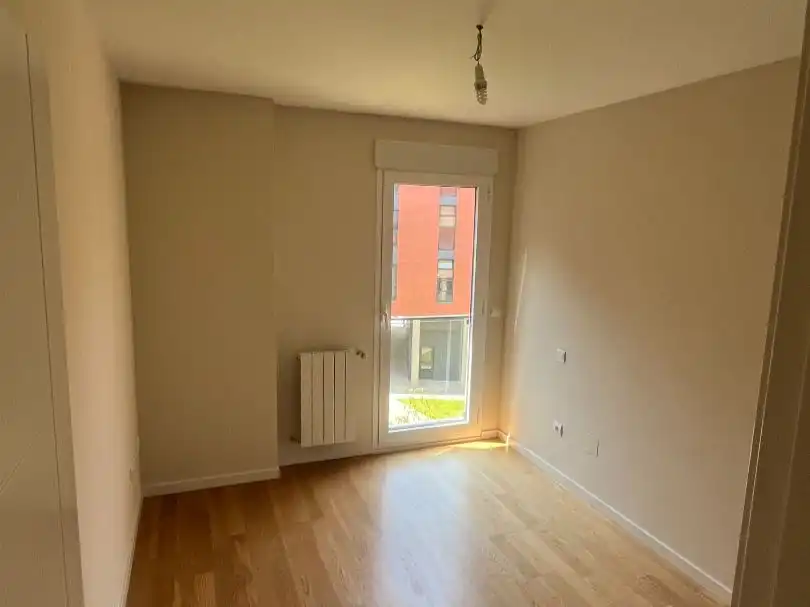 Flat for rent in Calle de los Procuradores del Común, 6, Sector Plaza de Toros Bedroom of Flat for rent in Segovia with Heating, Private garden and Parquet flooring