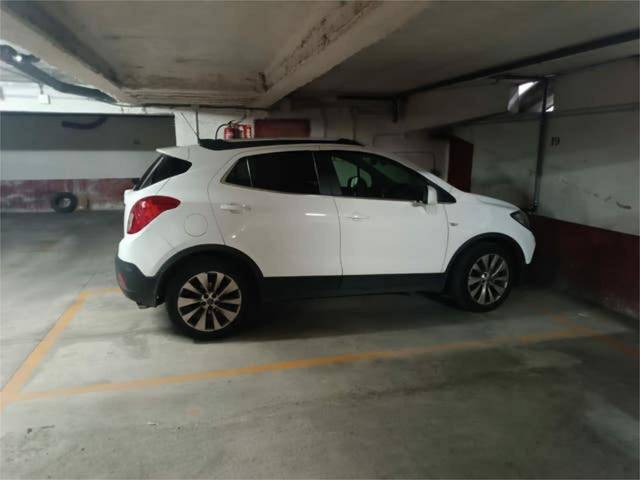 Garaje en Alquiler en Aranbizkarra