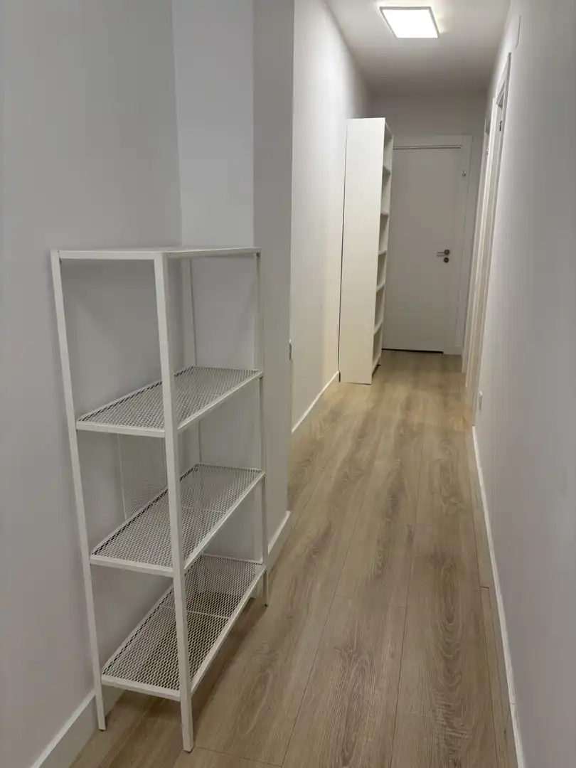 Room in Plaza del General Primo de Rivera, 5, Salesas - Foncalada - Campoamor Room in Plaza del General Primo de Rivera, 5, Salesas - Foncalada - Campoamor