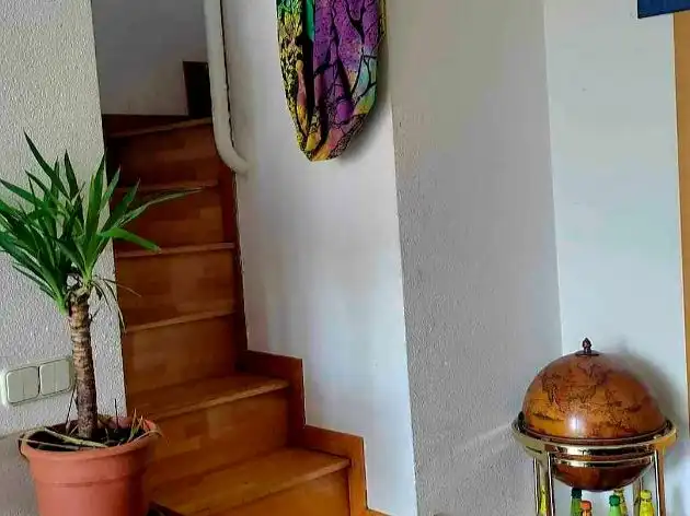 Flat for rent in Calle de Alba de Tormes, 15, Puerta Bonita Flat for rent in Madrid with Air Conditioner, Parquet flooring and Terrace