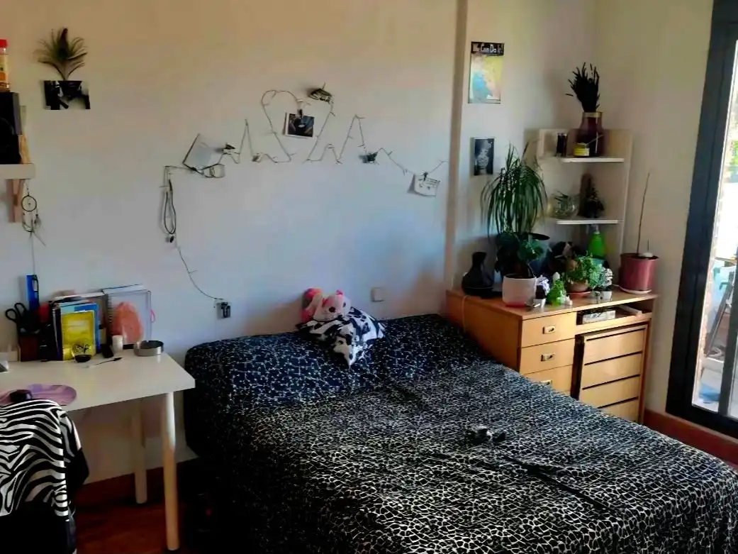 Flat for rent in Calle de Alba de Tormes, 15, Puerta Bonita Bedroom of Flat for rent in Madrid with Air Conditioner, Parquet flooring and Terrace