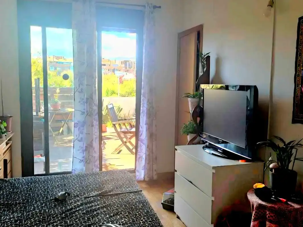Flat for rent in Calle de Alba de Tormes, 15, Puerta Bonita Balcony of Flat for rent in Madrid with Air Conditioner, Parquet flooring and Terrace