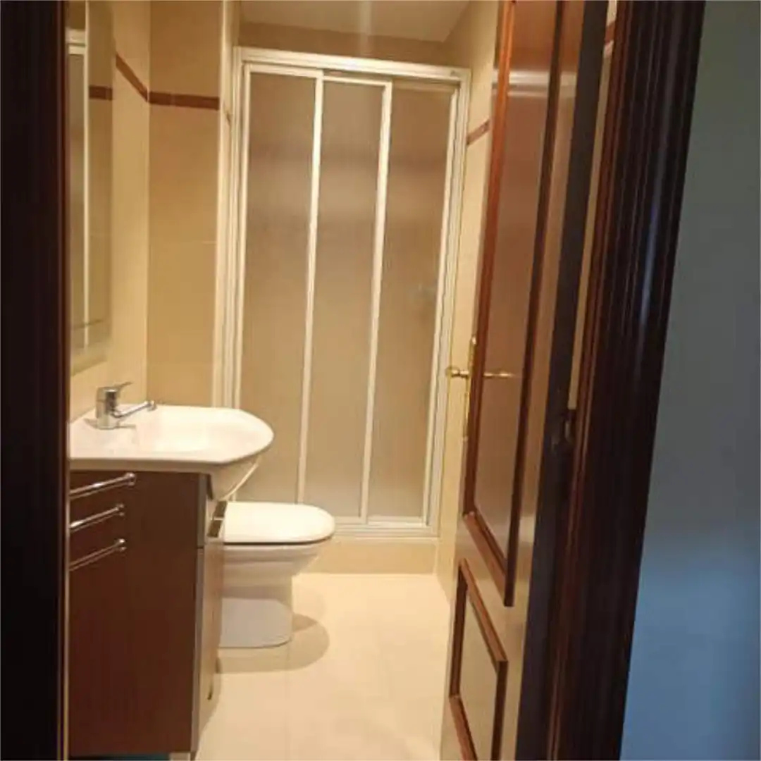 Apartments for sale in Cascajos - Piqueras Bathroom of Apartments for sale in Logroño