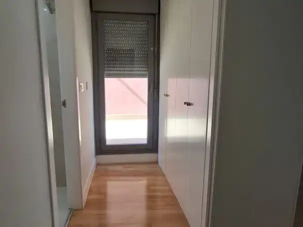 Flat for rent in Calle de Santiso, 5, Las Tablas Flat for rent in Madrid with Air Conditioner, Heating and Parquet flooring