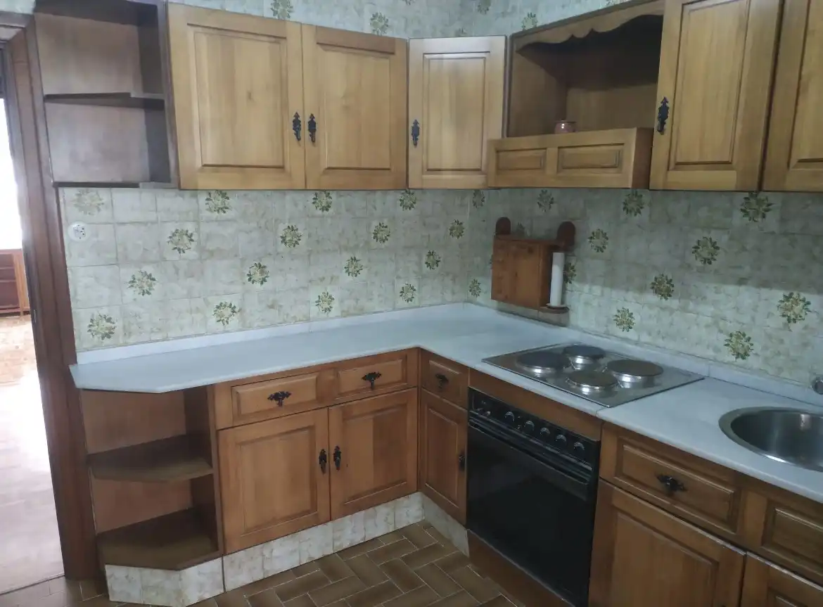 Flat for sale in Calle Florian Docampo, 12, San Lázaro Kitchen of Flat for sale in Zamora Capital with Heating, Parquet flooring and Terrace