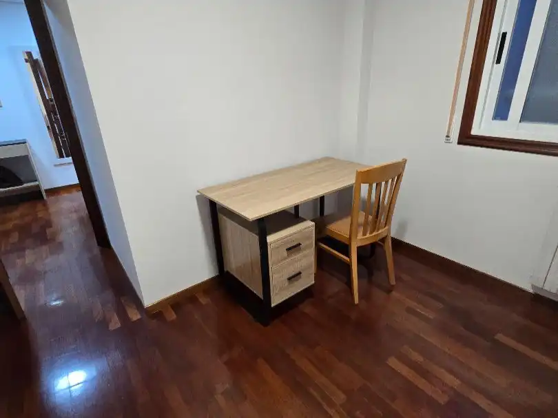 Room in Rúa Nosa Señora da Saínza, 58, Posío Room in Rúa Nosa Señora da Saínza, 58, Posío