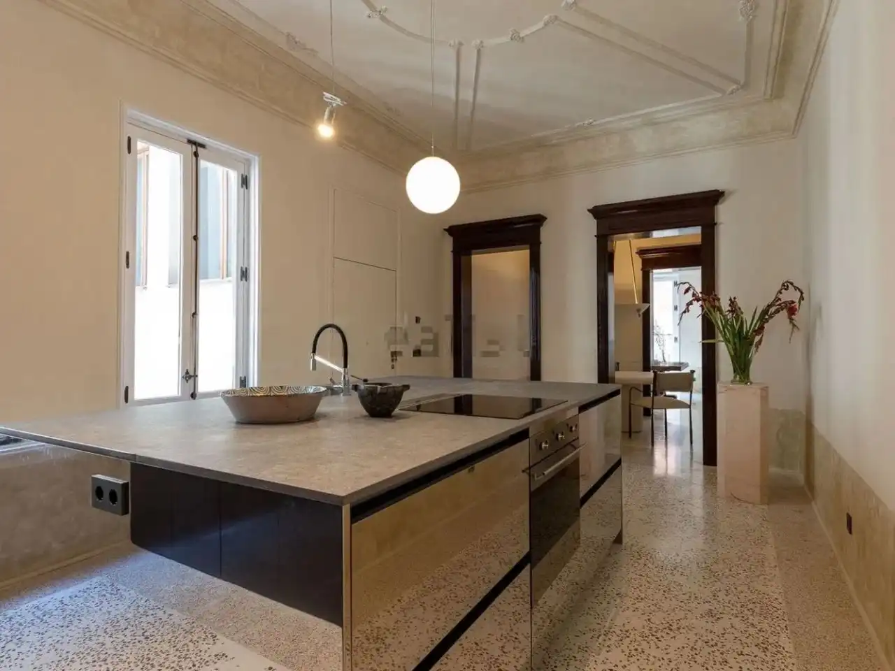 Flat for sale in Corredera Baja de San Pablo, 37, Universidad - Malasaña Kitchen of Flat for sale in Madrid Capital with Air Conditioner, Terrace and Balcony