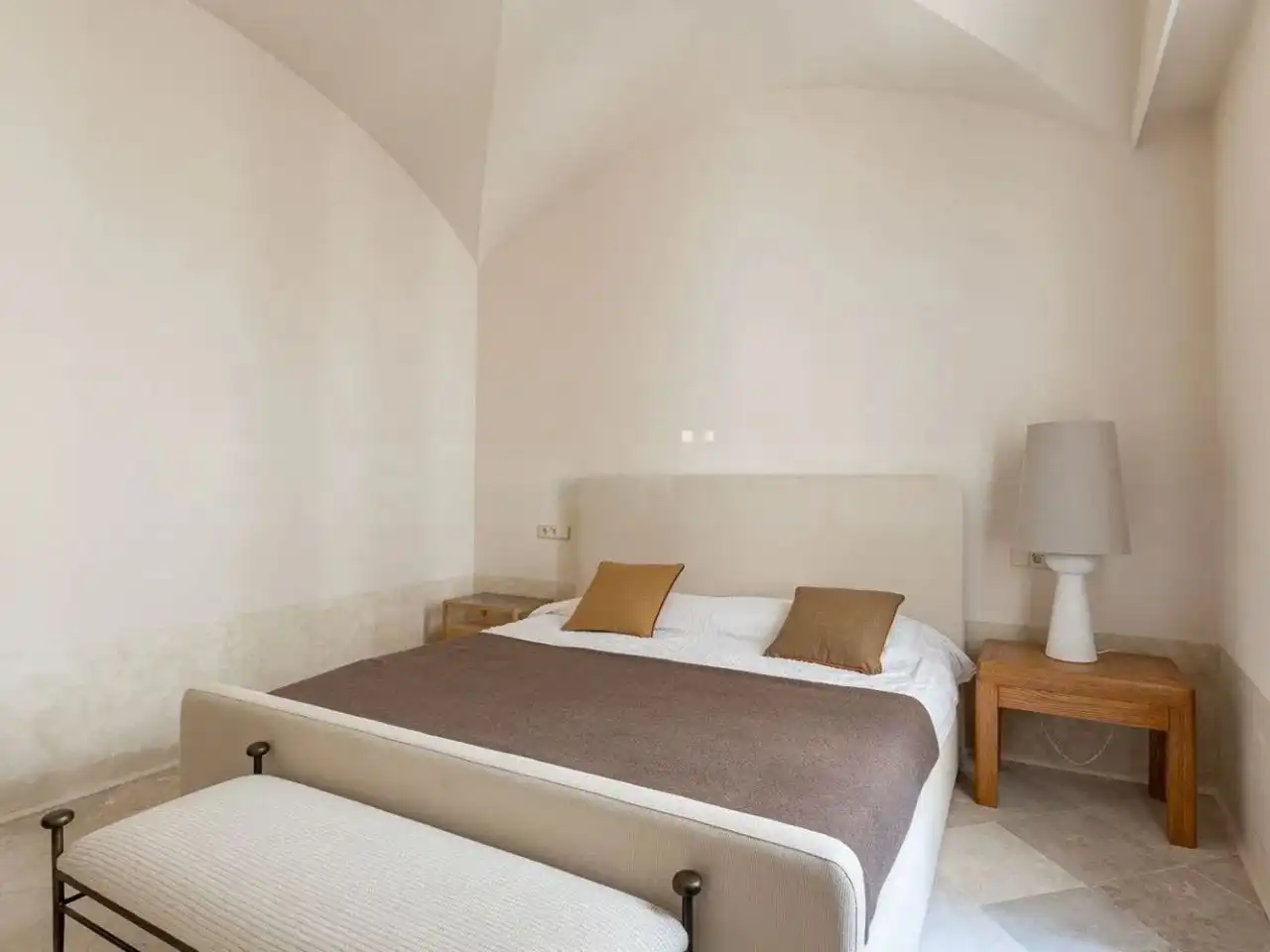 Flat for sale in Corredera Baja de San Pablo, 37, Universidad - Malasaña Bedroom of Flat for sale in Madrid Capital with Air Conditioner, Terrace and Balcony