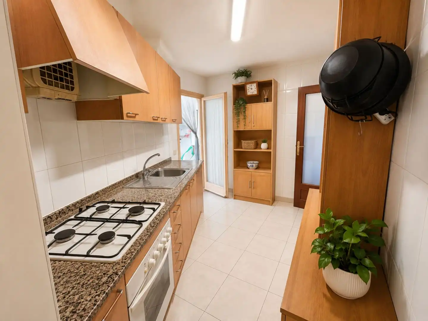 Piso en venta en Carrer D'antoni Mestres Jané, 33, Les Clotes Cocina de Piso en venta en Vilafranca del Penedès