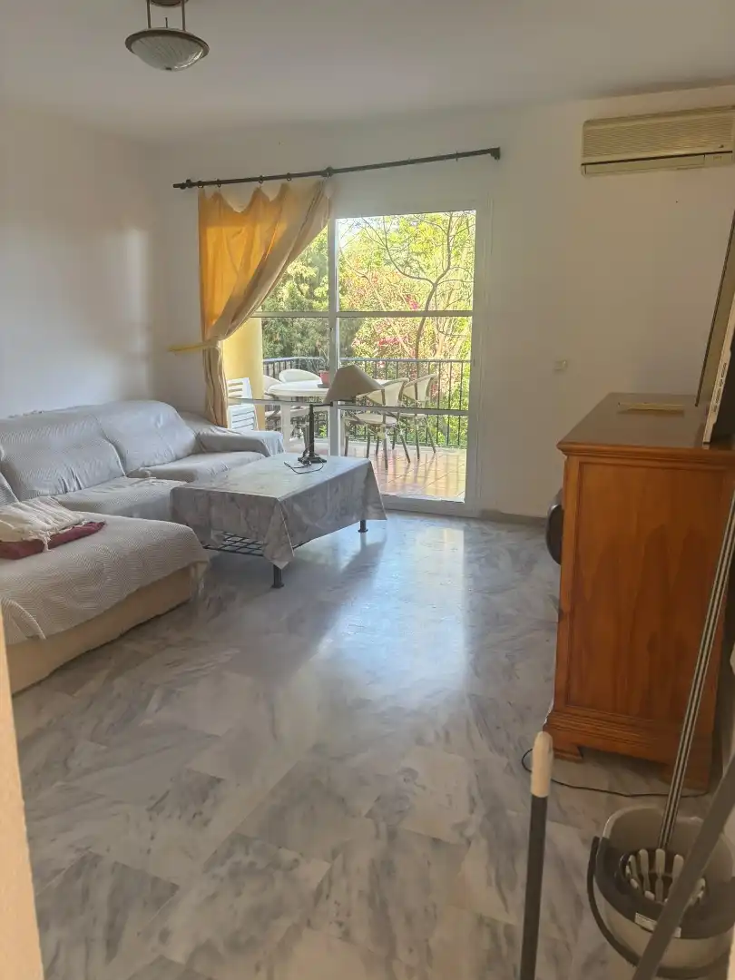Flat for rent in Calle Inglaterra, 32, El Faro de Calaburra - Chaparral Living room of Flat for rent in Mijas with Terrace, Furnished and Oven