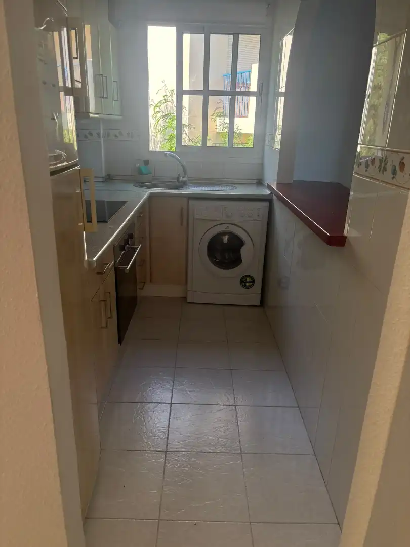 Flat for rent in Calle Inglaterra, 32, El Faro de Calaburra - Chaparral Kitchen of Flat for rent in Mijas with Terrace, Furnished and Oven