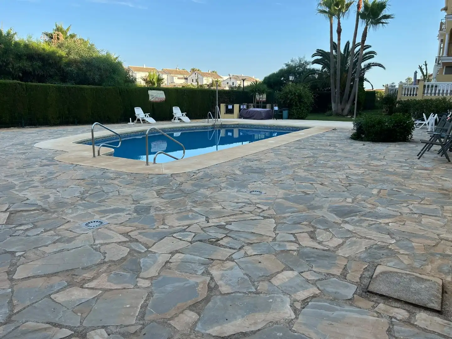 Flat for rent in Calle Inglaterra, 32, El Faro de Calaburra - Chaparral Swimming pool of Flat for rent in Mijas with Terrace, Furnished and Oven