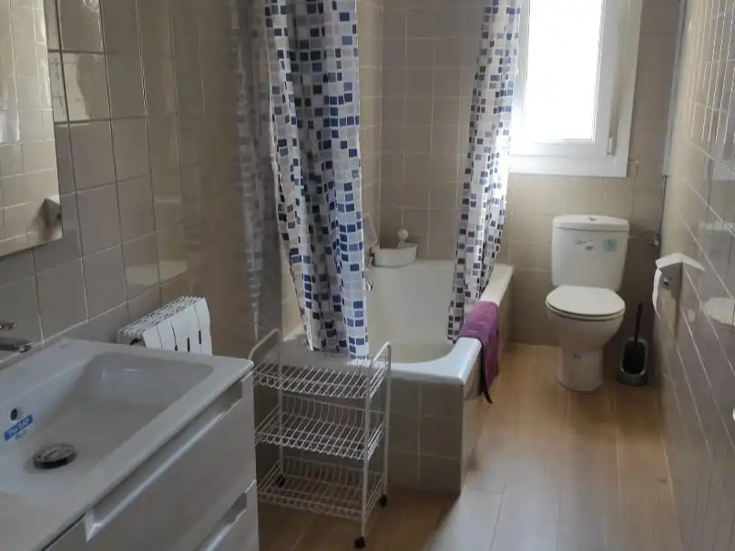 Habitación en Gipuzkoako Foruen Plaza, 3, Arrasate / Mondragón Baño de Piso para compartir en Arrasate / Mondragón con Calefacción, Parquet y Terraza