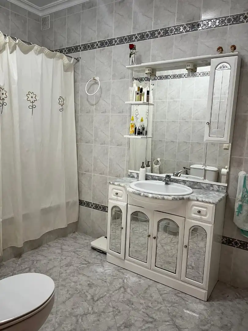 Casa o chalet en venta en Urbanización el Quintanar, 2, La Carlota Baño de Casa o chalet en venta en La Carlota con Aire acondicionado, Calefacción y Jardín privado