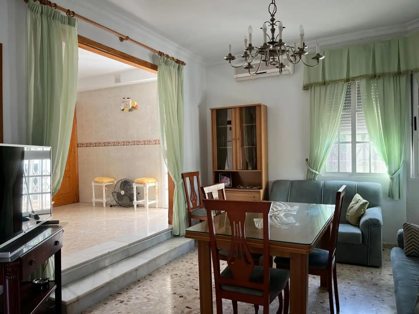 Casa o chalet en venta en Urbanización el Quintanar, 2, La Carlota Comedor de Casa o chalet en venta en La Carlota con Aire acondicionado, Calefacción y Jardín privado