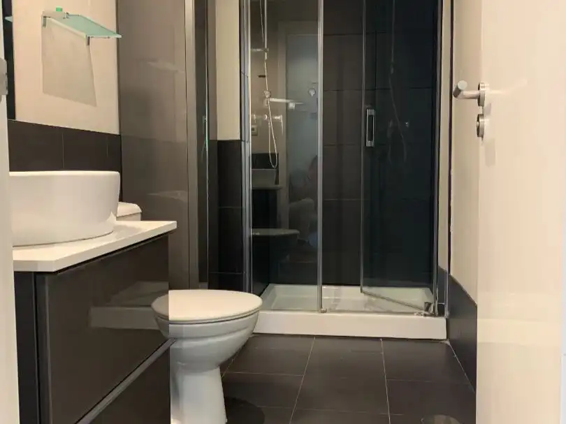 Flat for rent in Avenida de la Oliva, 54, Golf - El Carralero Bathroom of Flat for rent in Majadahonda with Air Conditioner, Heating and Parquet flooring