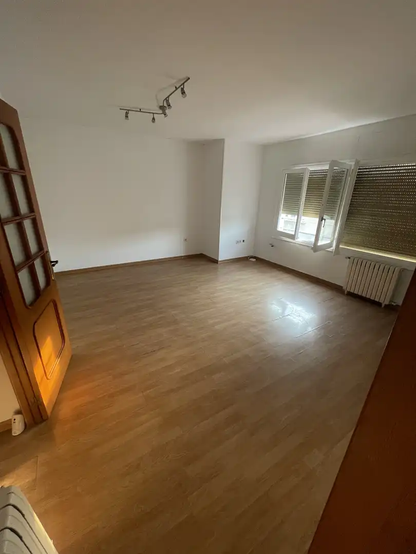 Wohnzimmer von Wohnung zur Miete in La Sénia mit Balkon