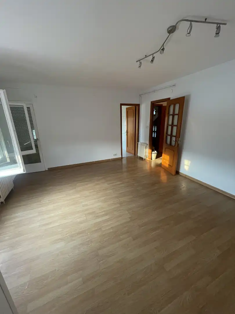 Wohnzimmer von Wohnung zur Miete in La Sénia mit Balkon