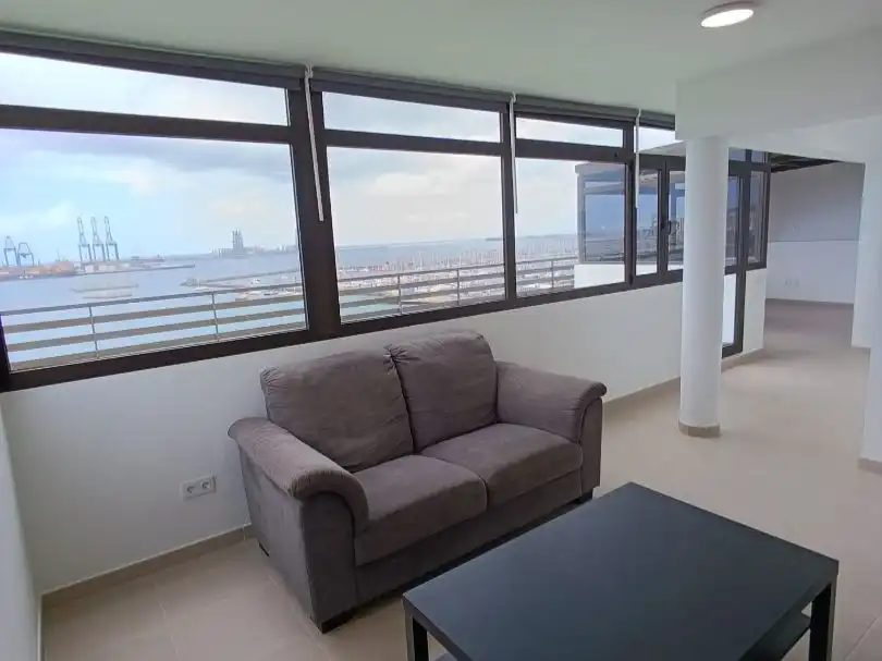 Dachboden zur Miete in Calle León y Castillo, 317, Alcaravaneras Wohnzimmer von Dachboden zur Miete in Las Palmas de Gran Canaria mit Terrasse und Möbliert