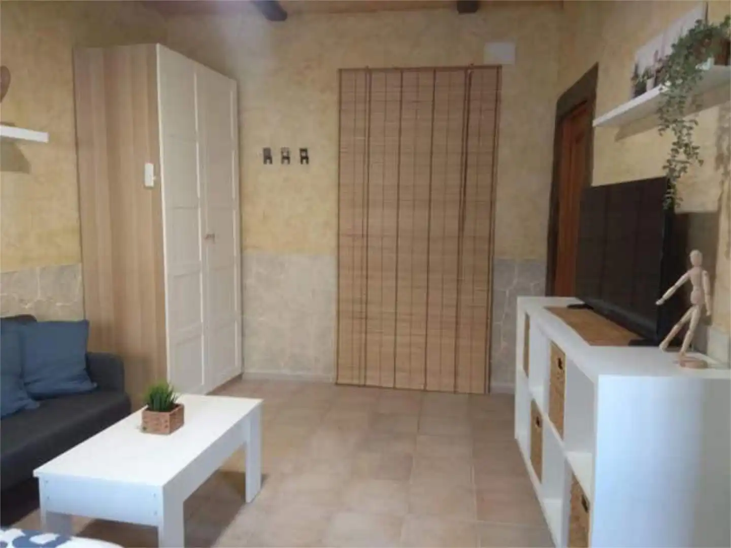 Habitación de Estudio de alquiler en Abanilla con Amueblado