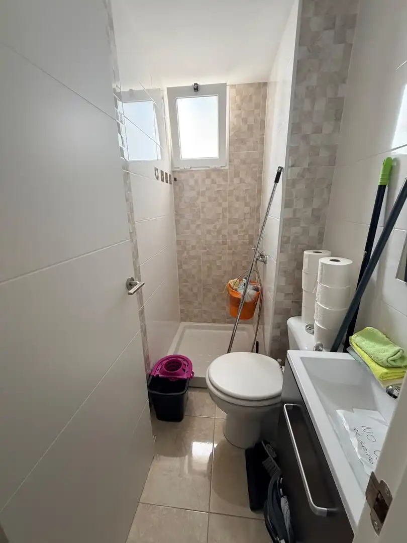 Flat for sale in Carrer del Capità Antoni Mena, 129, Sector V Bathroom of Flat for sale in Elche / Elx with Air Conditioner, Heating and Parquet flooring