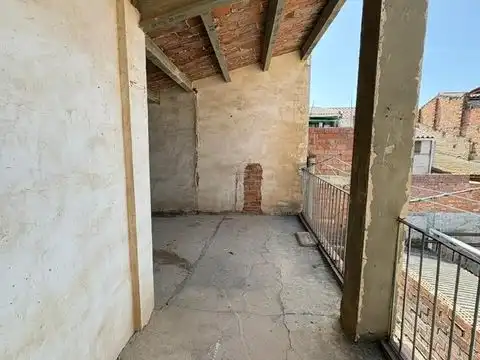 Casa adosada en venda a Carrer les Voltes, 14, Riba-roja d'Ebre Casa adosada en venda en Riba-roja d'Ebre amb Terrassa i Traster