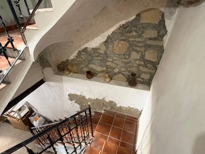 Casa adosada en venda a Carrer les Voltes, 14, Riba-roja d'Ebre Casa adosada en venda en Riba-roja d'Ebre amb Terrassa i Traster