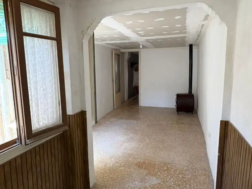 Casa adosada en venda a Carrer les Voltes, 14, Riba-roja d'Ebre Casa adosada en venda en Riba-roja d'Ebre amb Terrassa i Traster